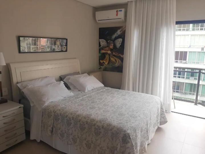 Service's Apartahotel