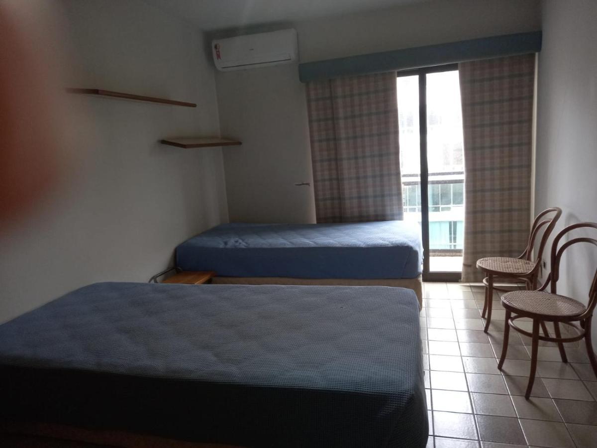 Service's Apartahotel
